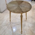 میز عسلی آلومینیومی خطی طلایی - تصویر 4